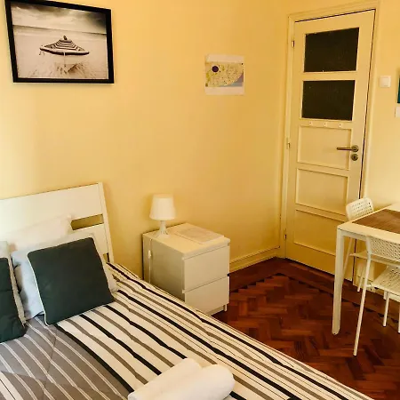 Lisbonrooms4u Ii Πανσιόν Lisboa